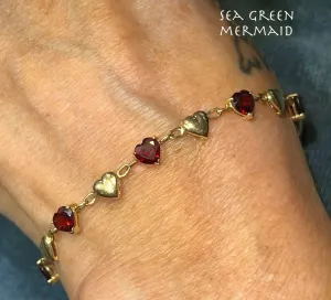 10k Yellow Gold Red Garnet Solid Heart Bracelet. Antique