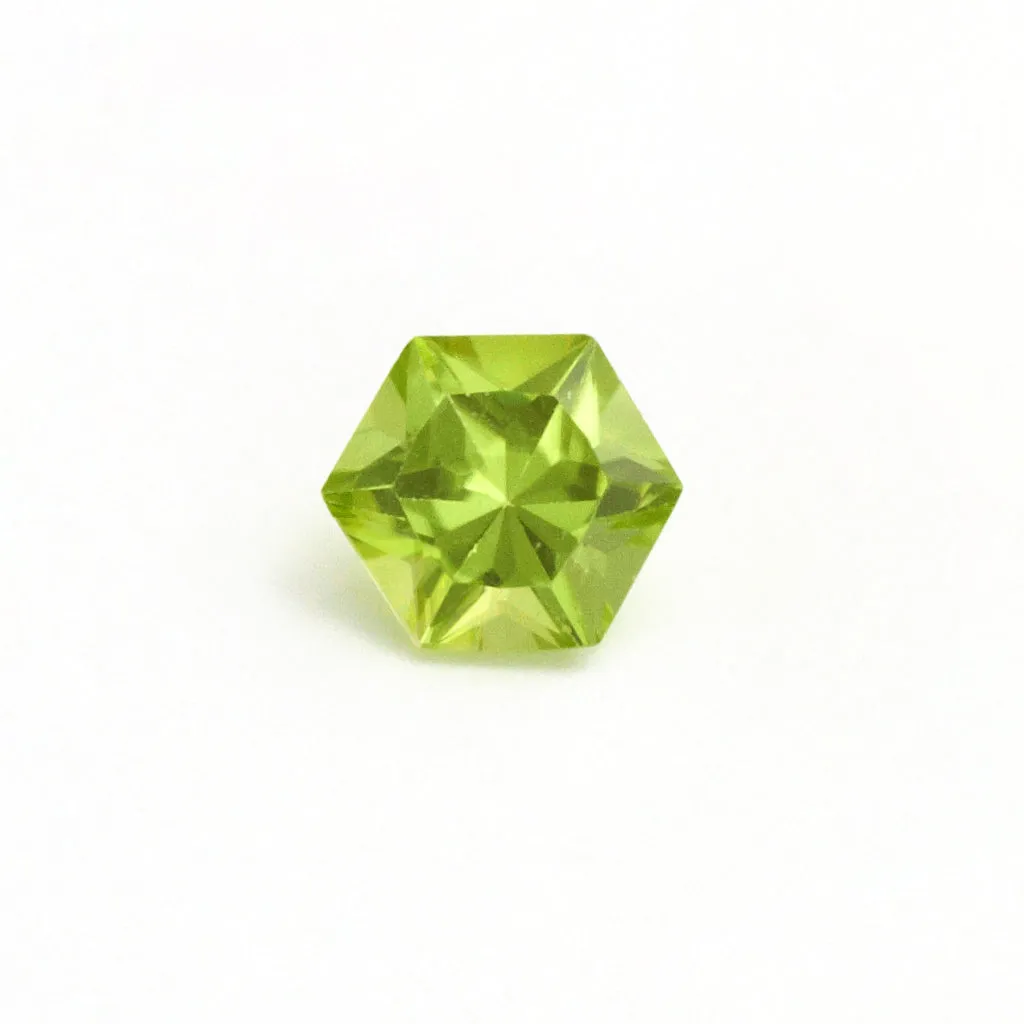 4 to 6mm Mesa Verde® Peridot Hexagons