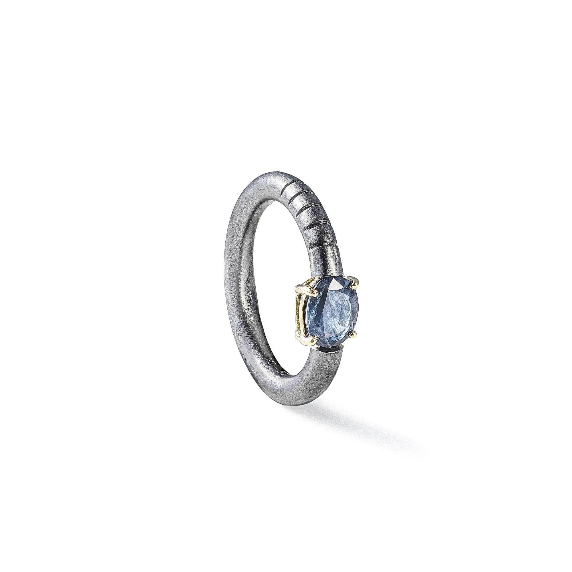 Ariadne Blue Sapphire Ring (Black Rhodium)