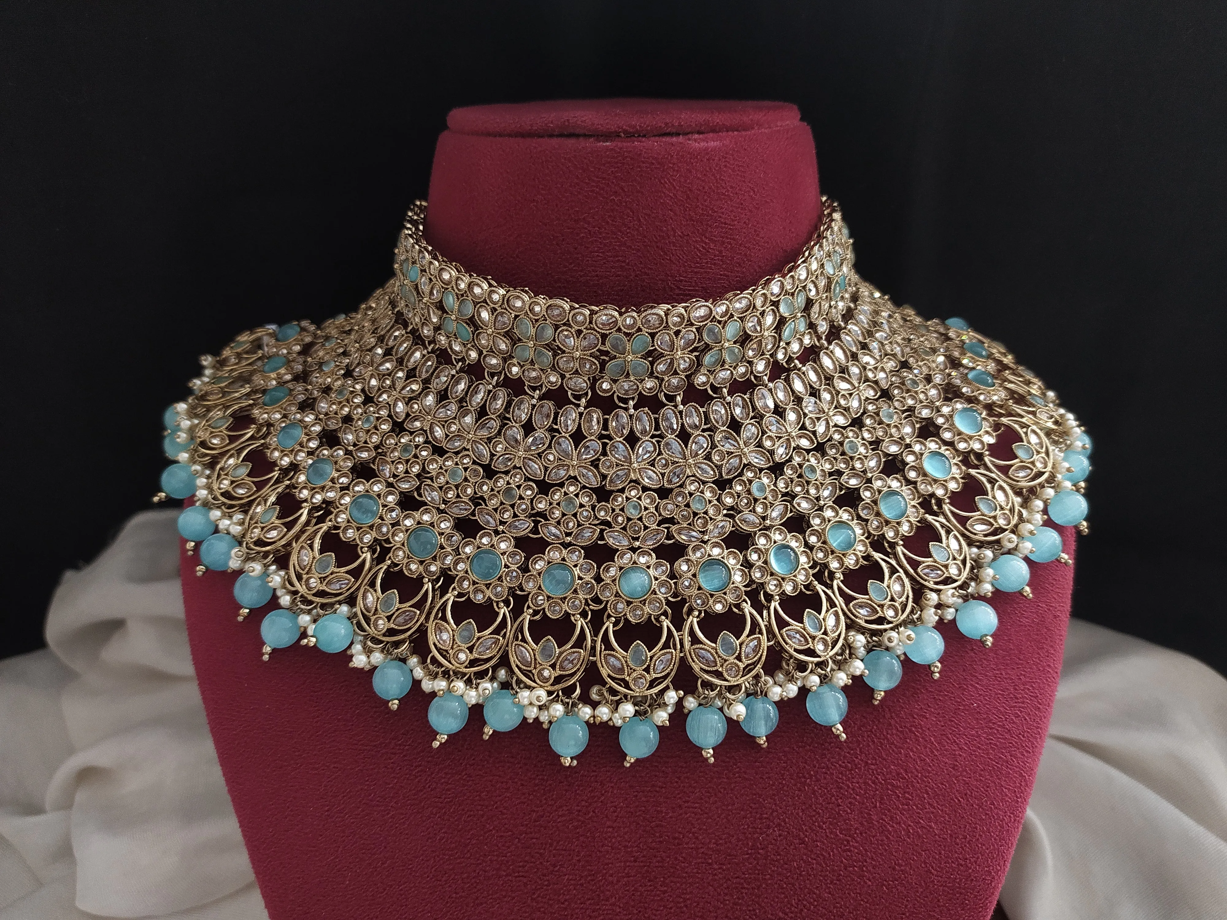 Embrace Cultural Grandeur With Heavy Design Multilayer Mehandi Choker Set