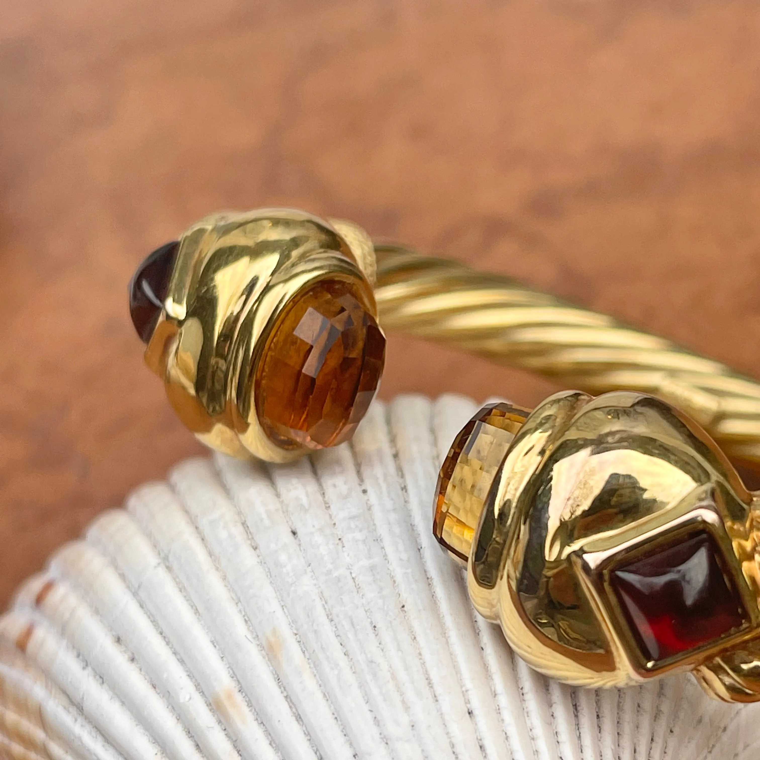 Estate 14KT Yellow Gold Checkerboad Citrine   Garnet Bangle Cuff Bracelet