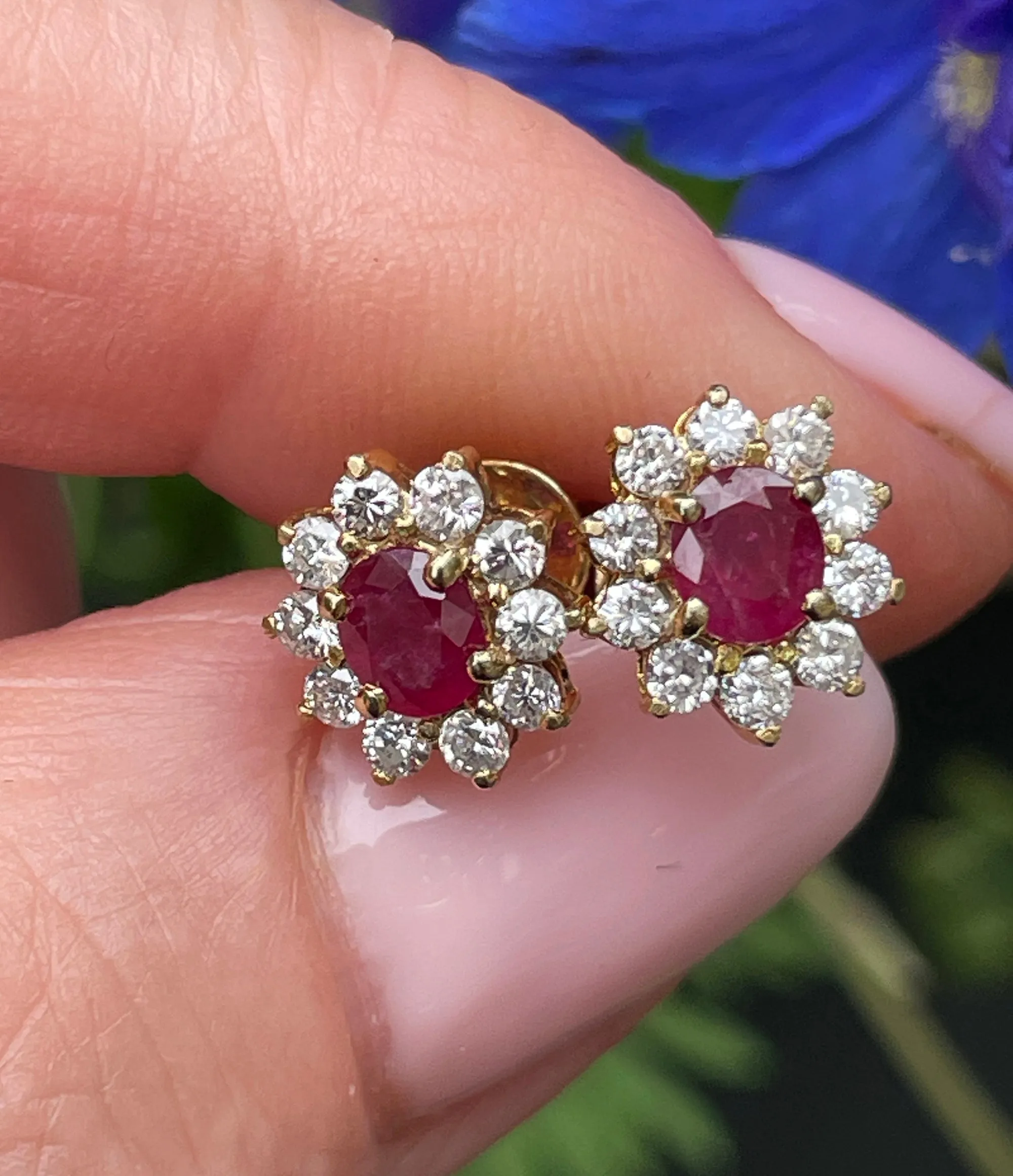 Estate Vintage 1.50ctw Oval Red RUBY & Diamonds 14K/18KYellow Gold Cluster Stud Post Earrings Ear Pendants
