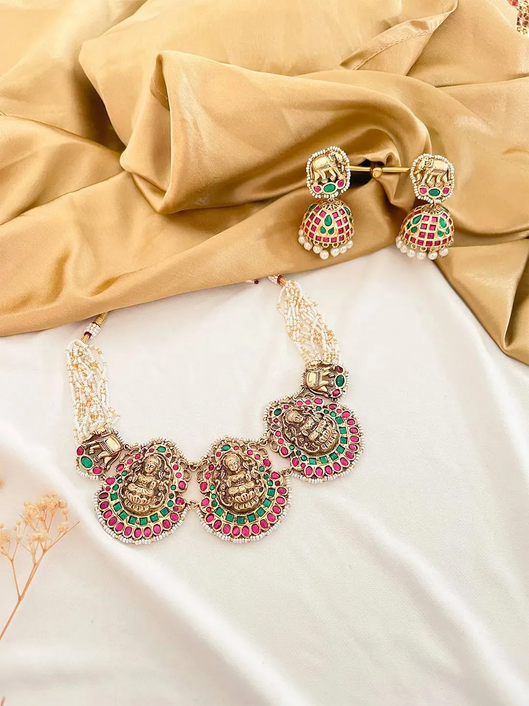 Gold Finish Ruby And Emerald Temple Jew Choker Necklace Set