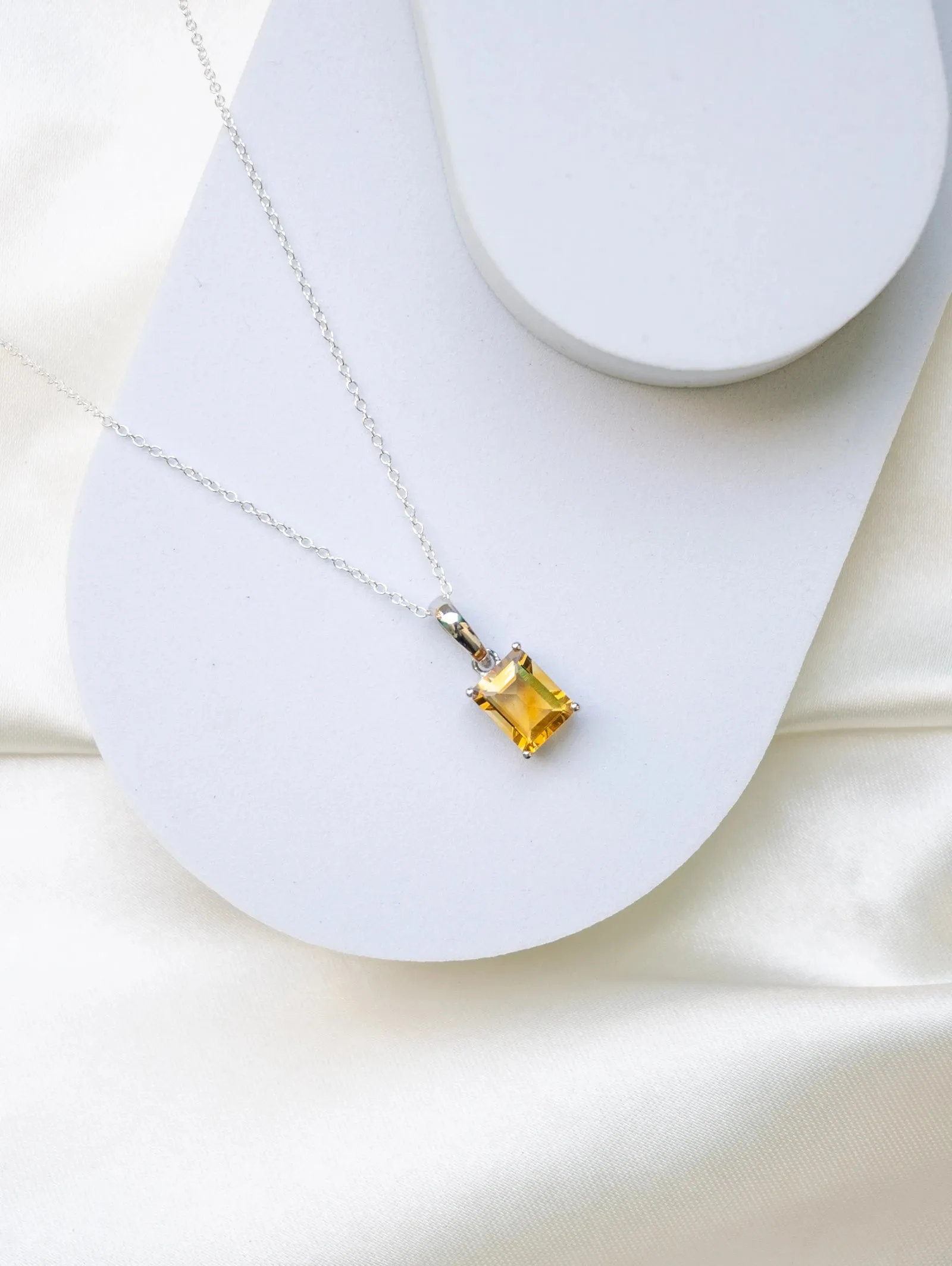 Gracious Delight Citrine Necklace