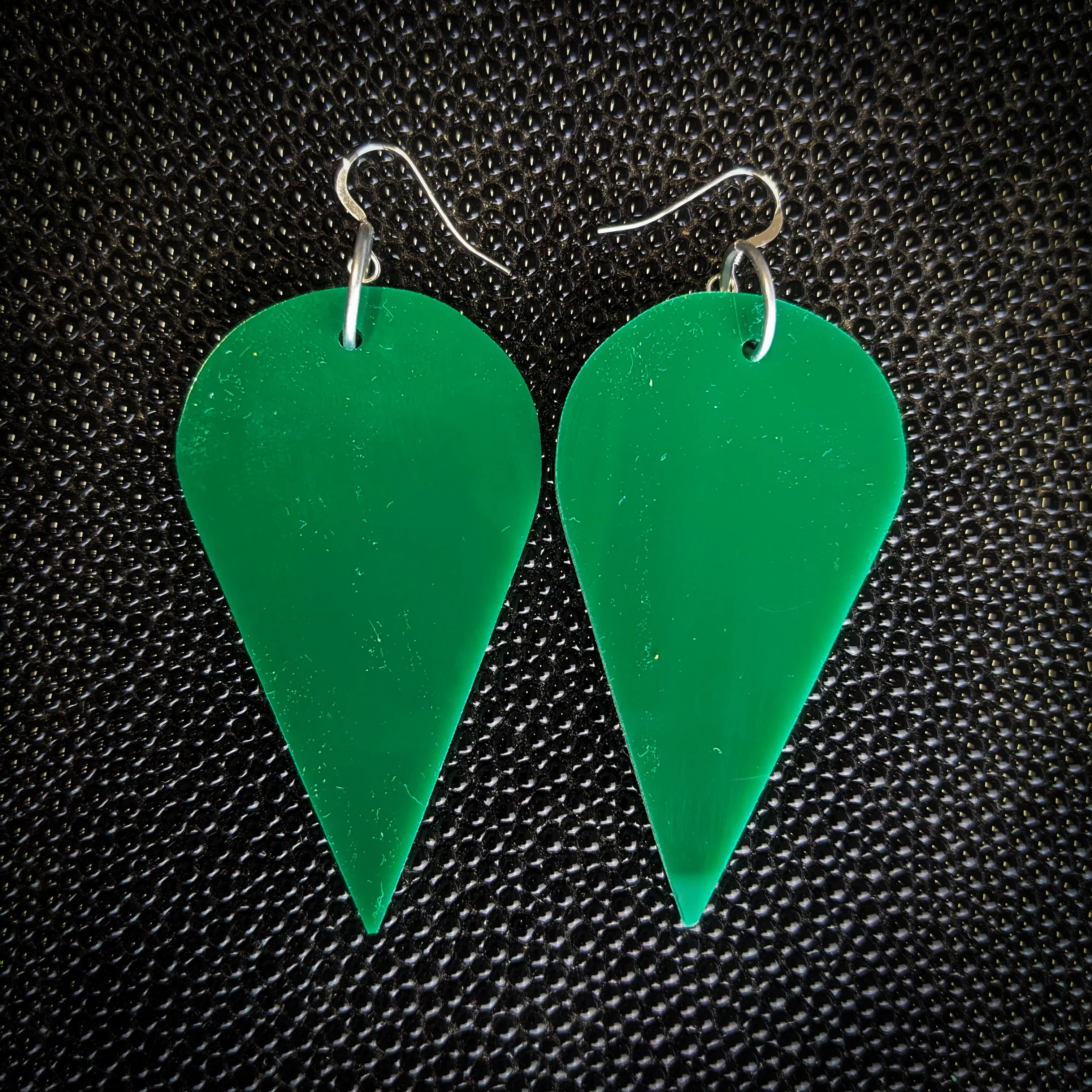 Green Rounded Point Dangle Earrings