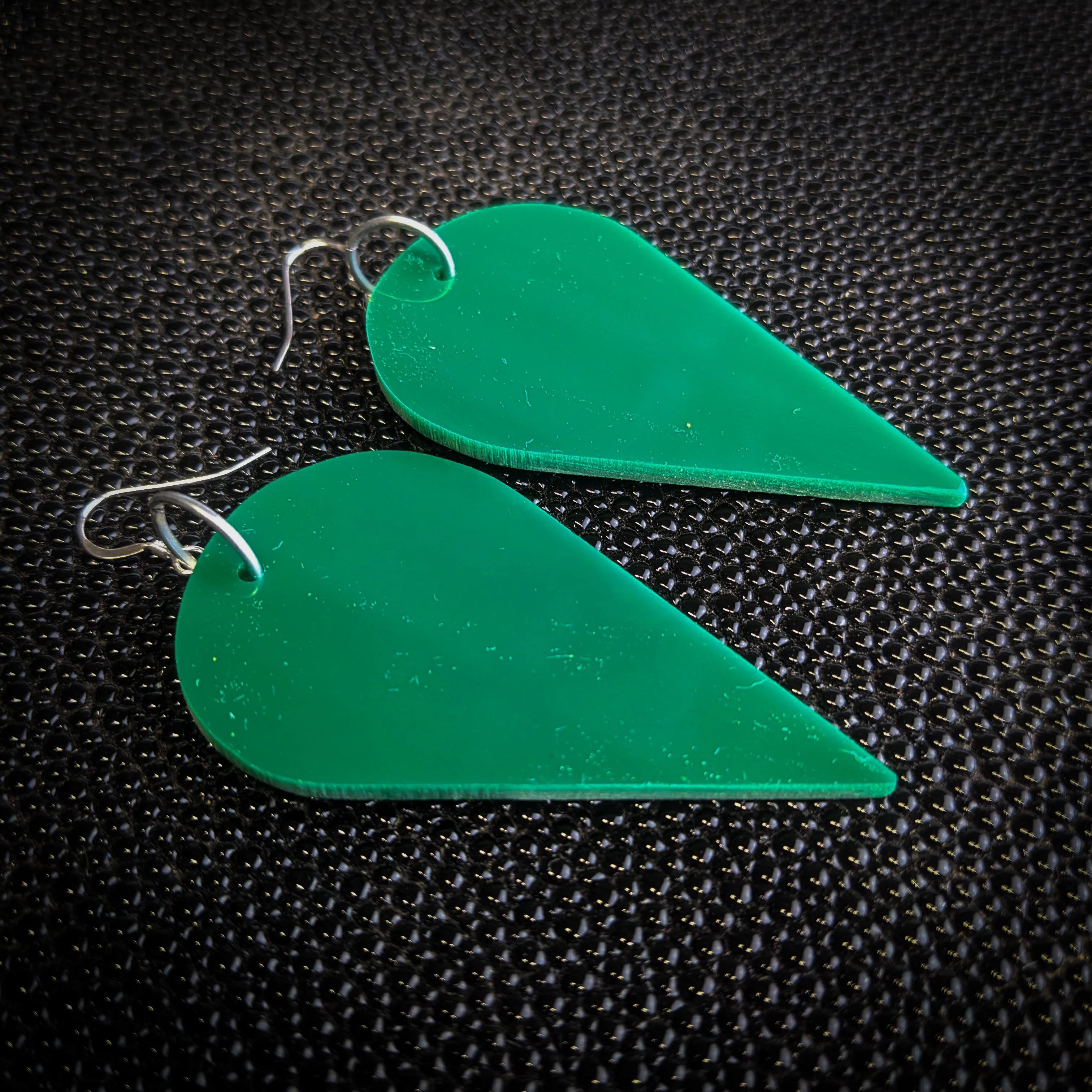 Green Rounded Point Dangle Earrings