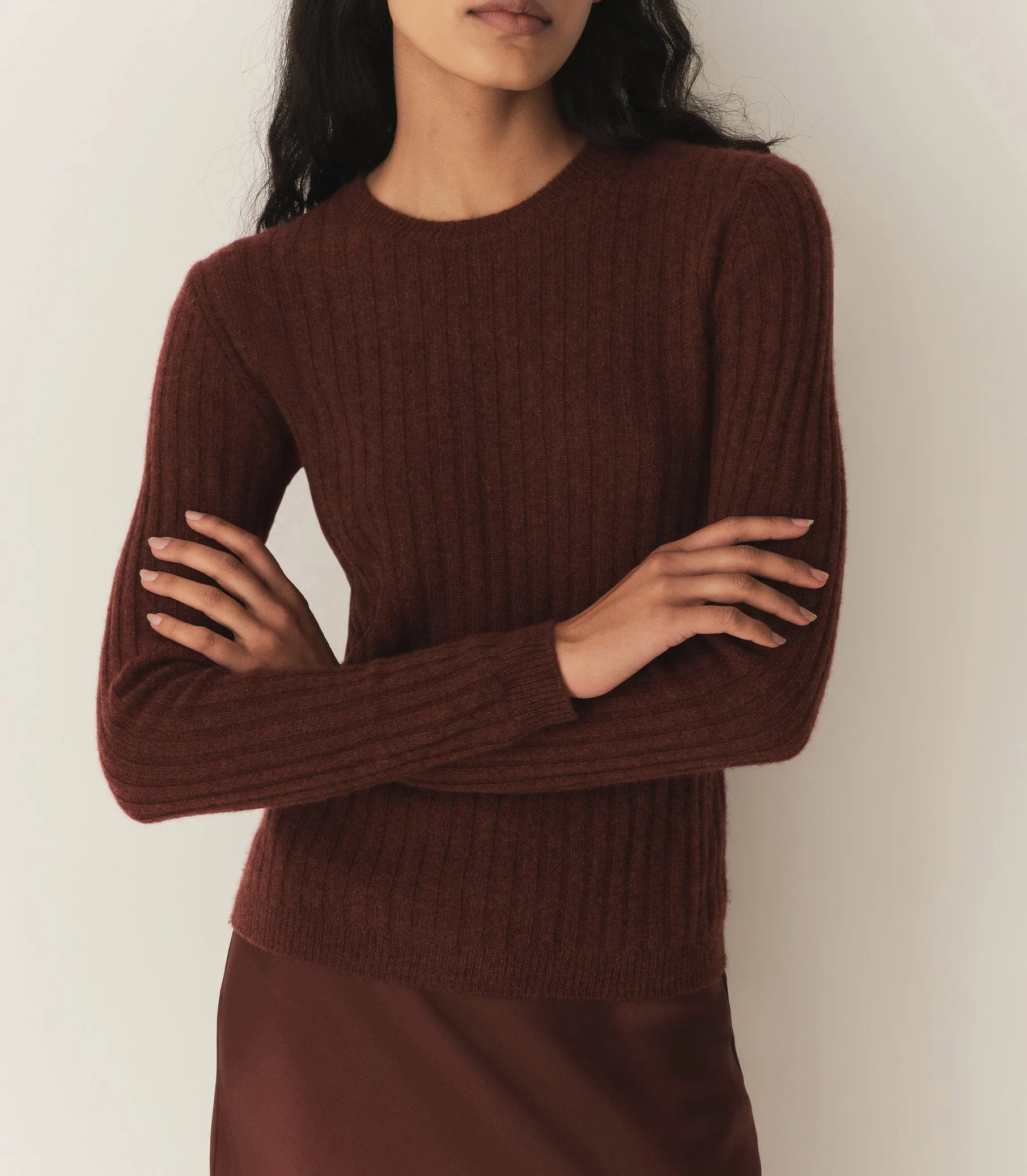 HYERES CASHMERE SWEATER -- DARK GARNET