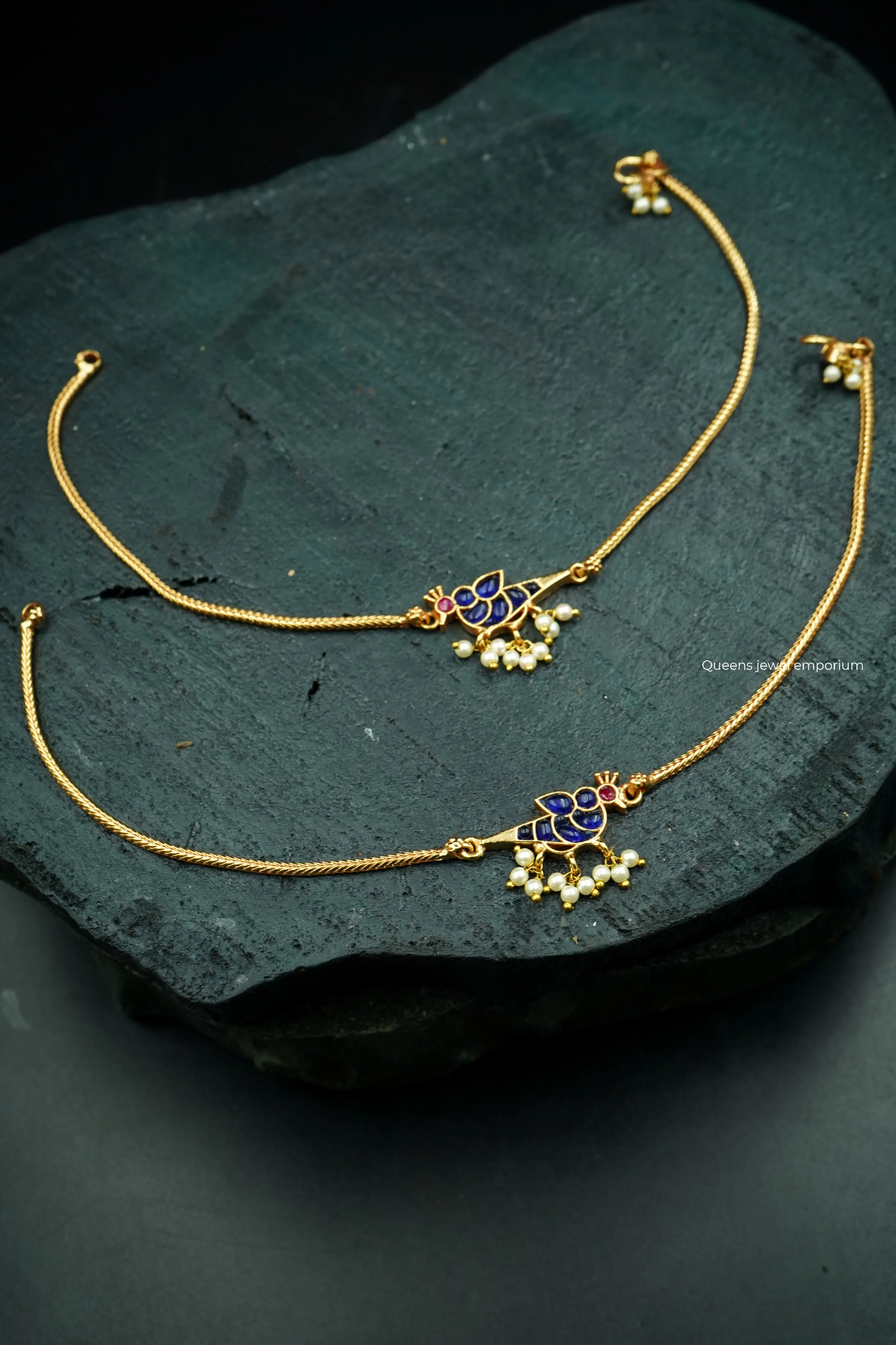 LAYA ANKLET
