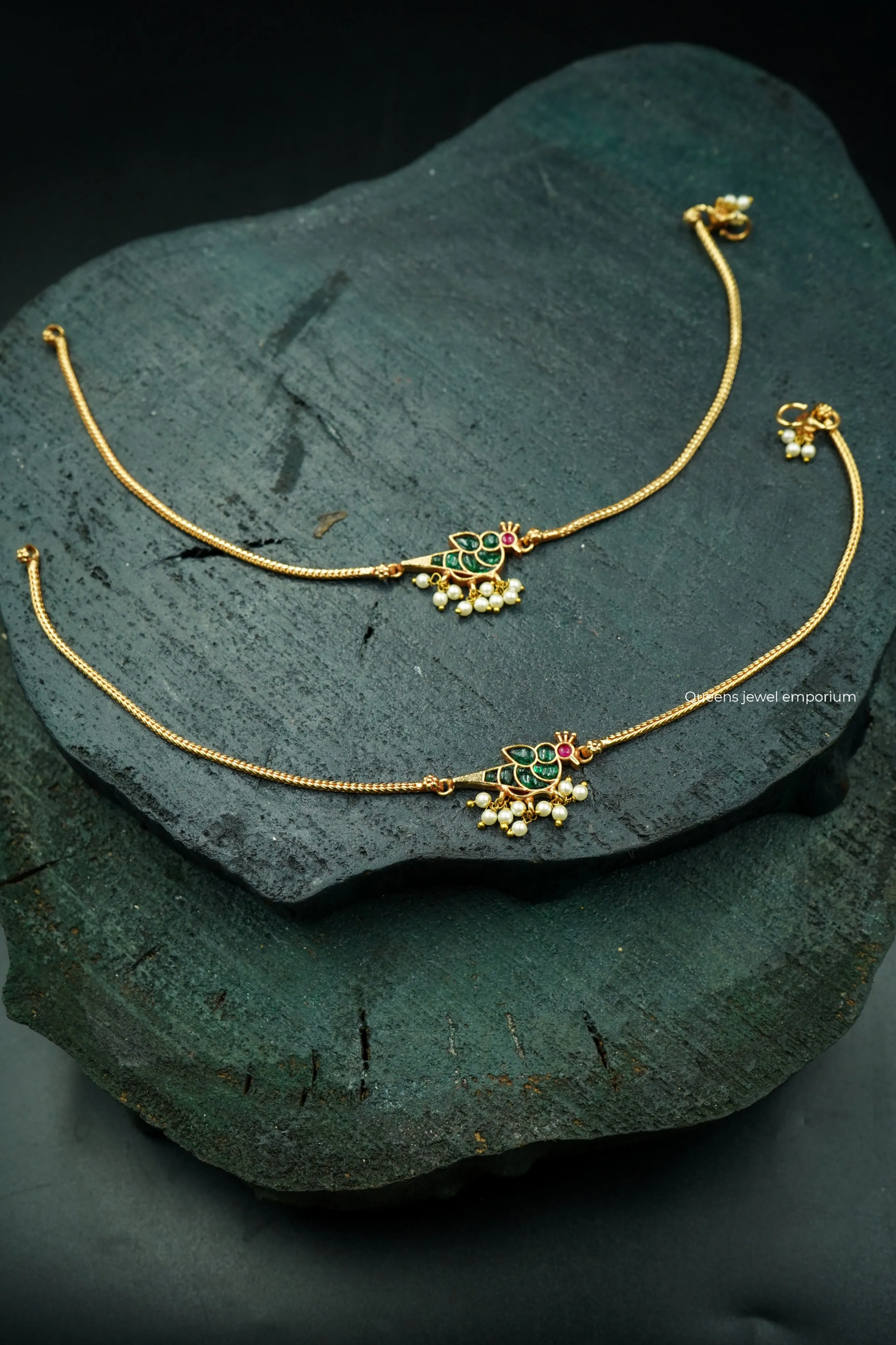 LAYA ANKLET