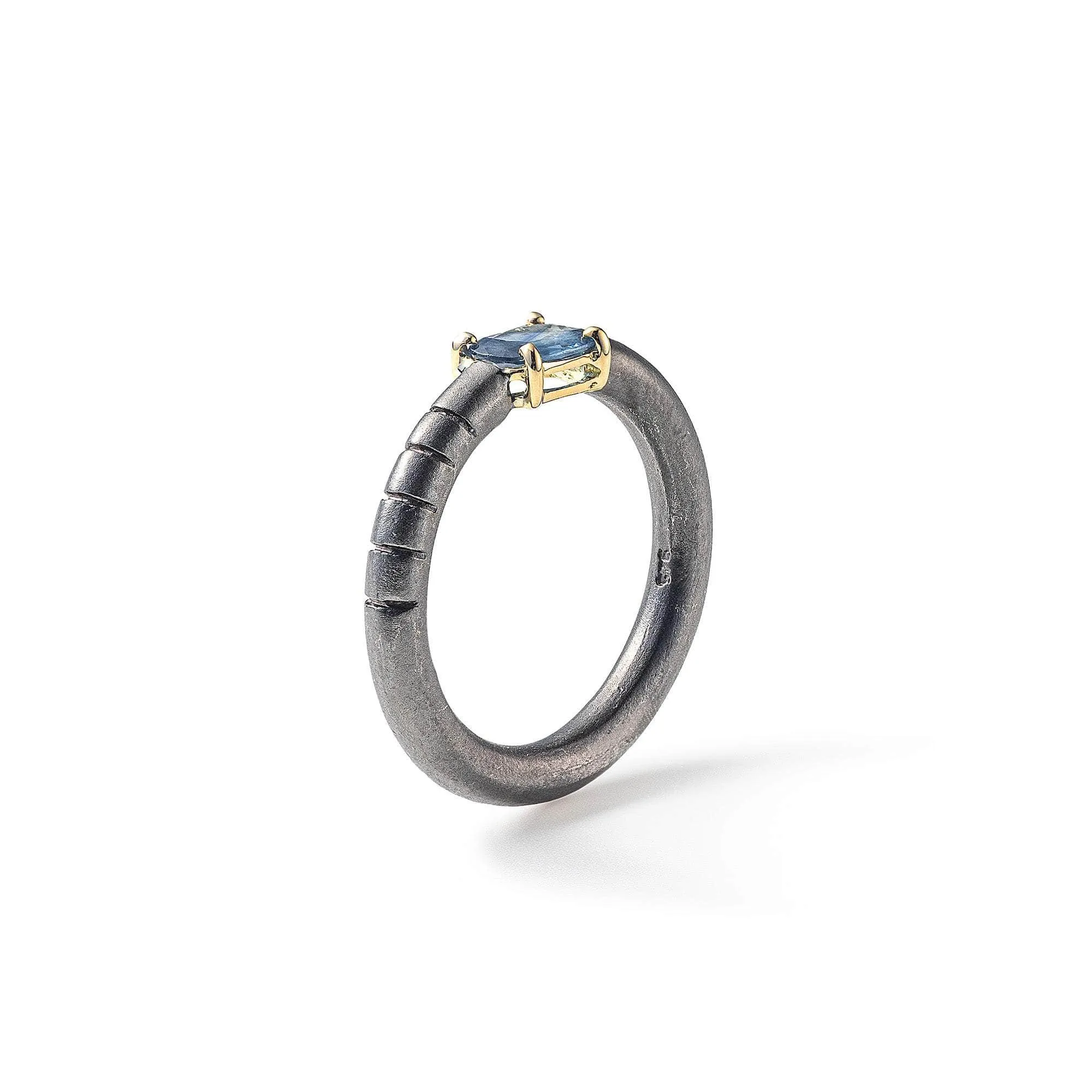 Nabu Blue Sapphire Ring (Black Rhodium)