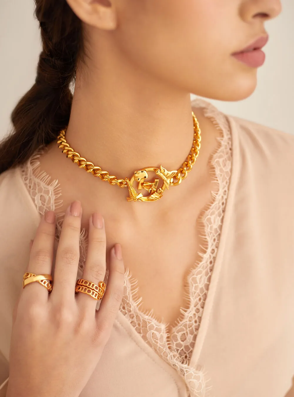 O.H. V Choker