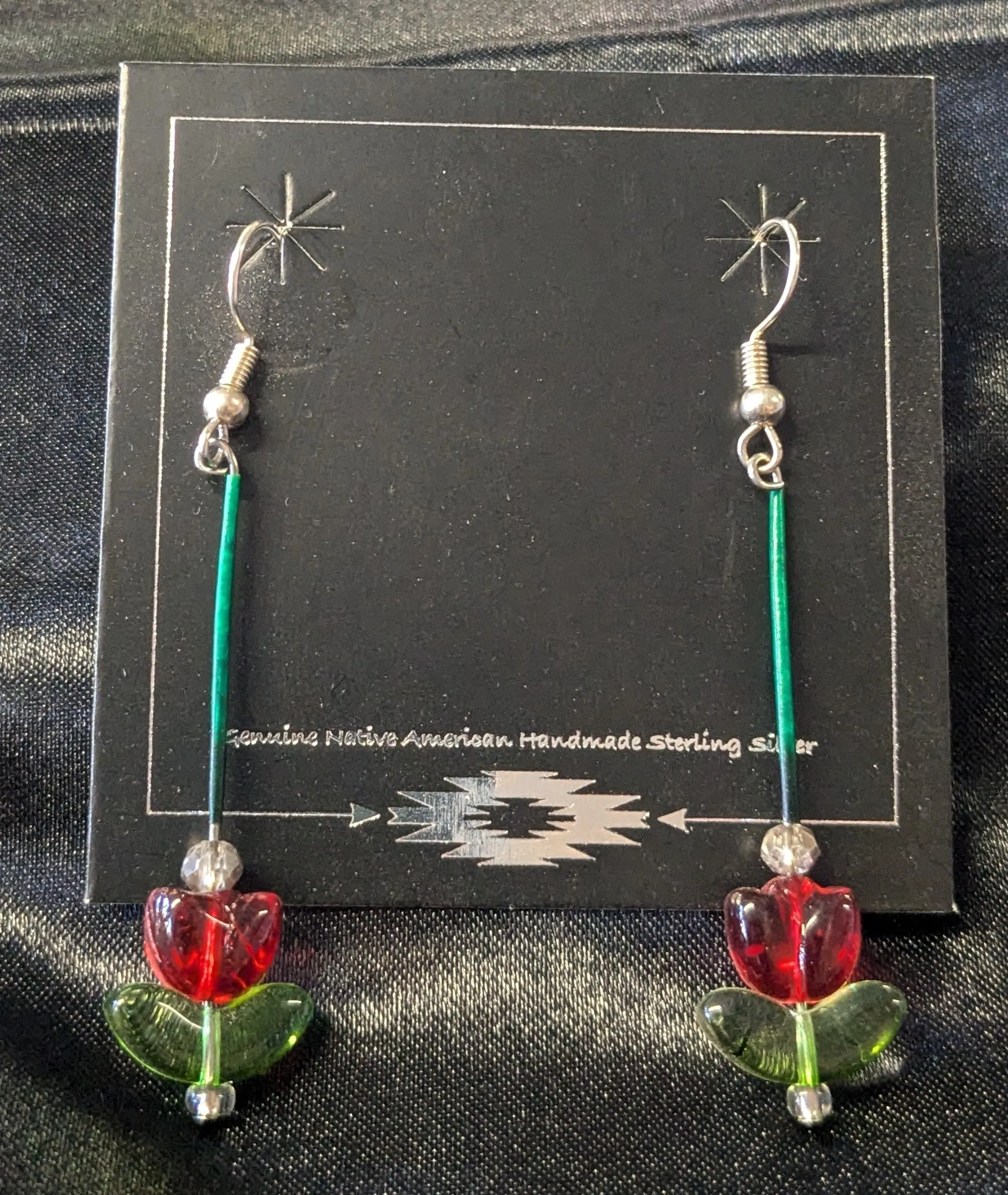 Quill Dangle Earrings w/ Flower