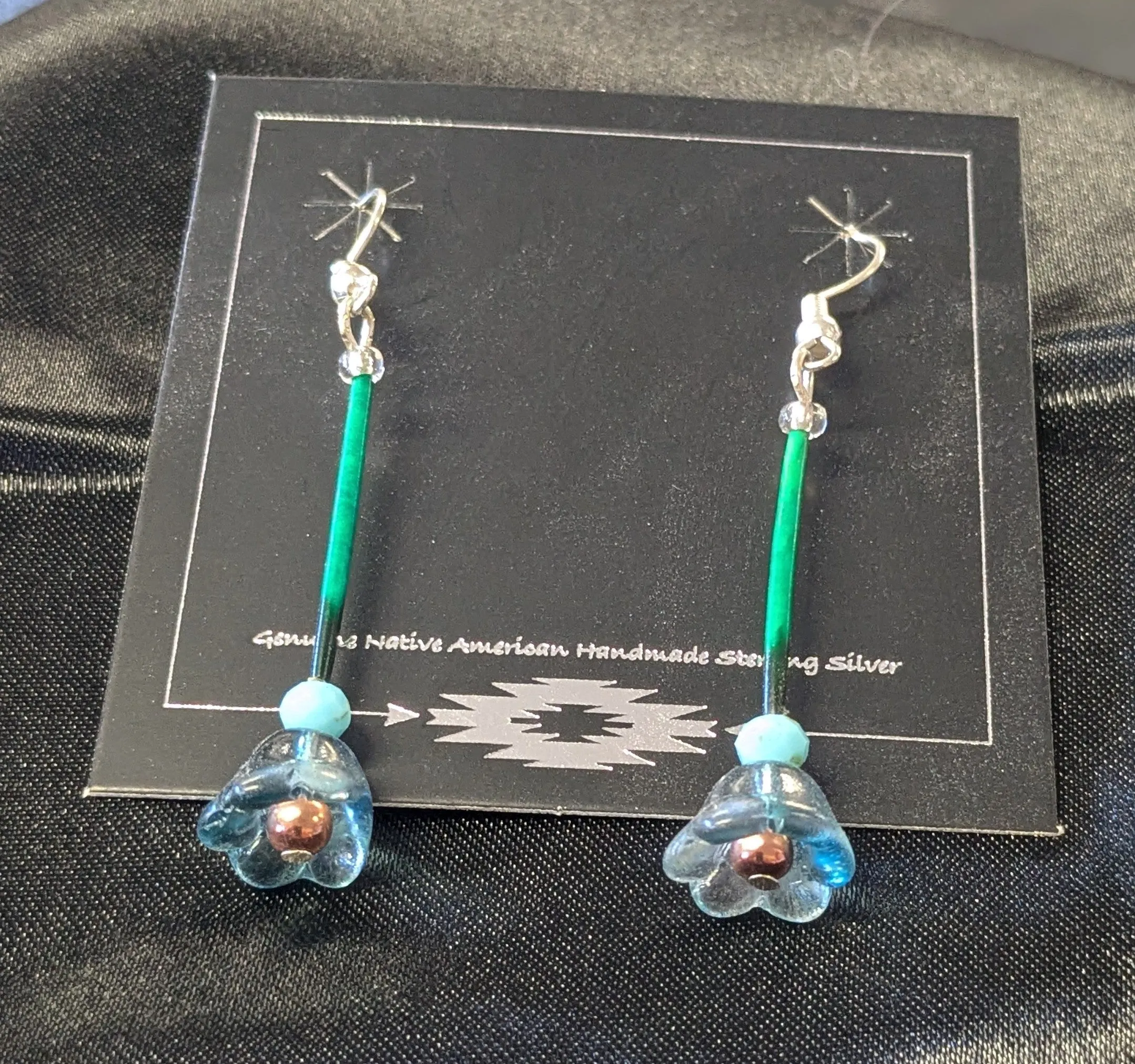 Quill Dangle Earrings w/ Flower