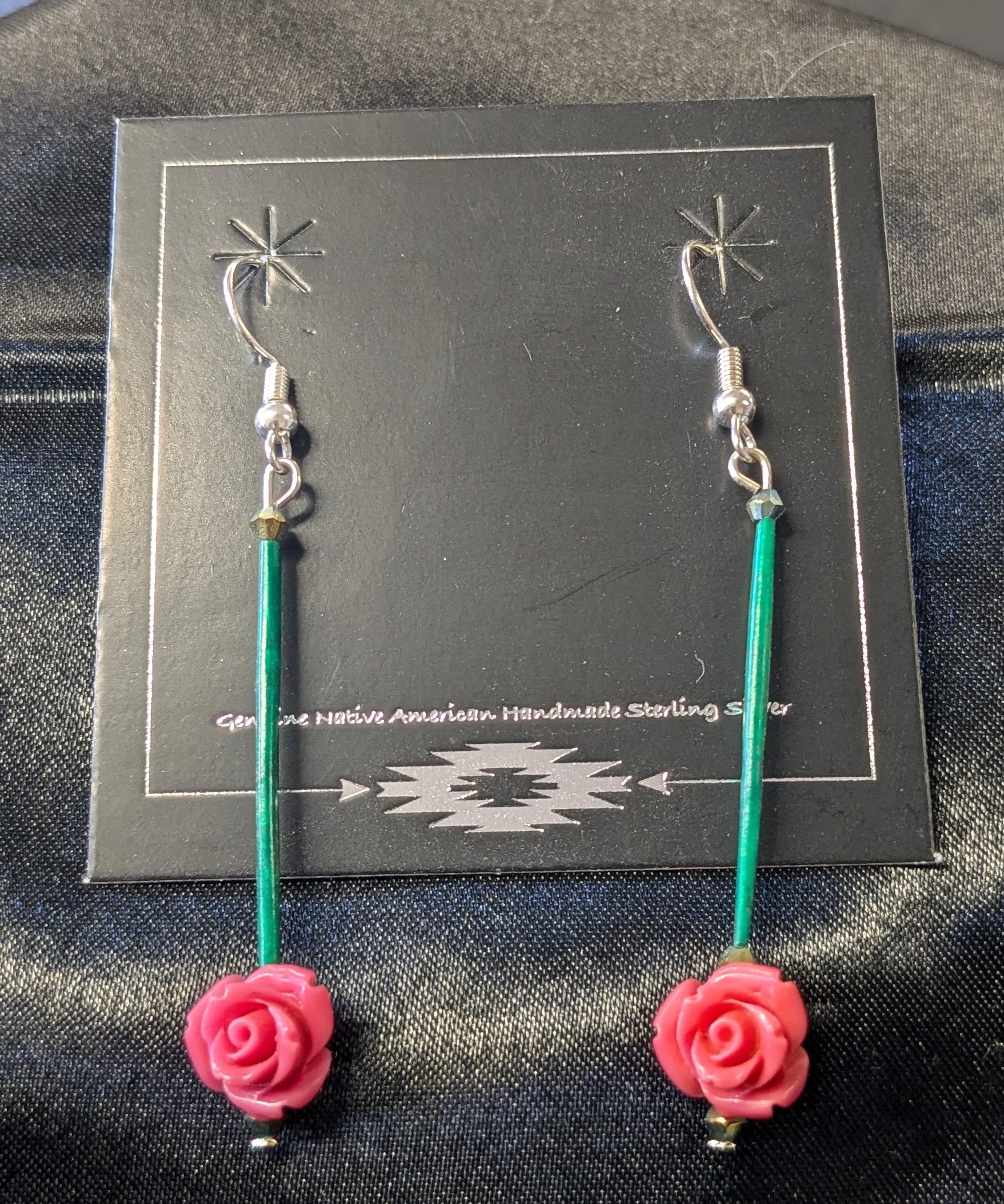 Quill Dangle Earrings w/ Flower