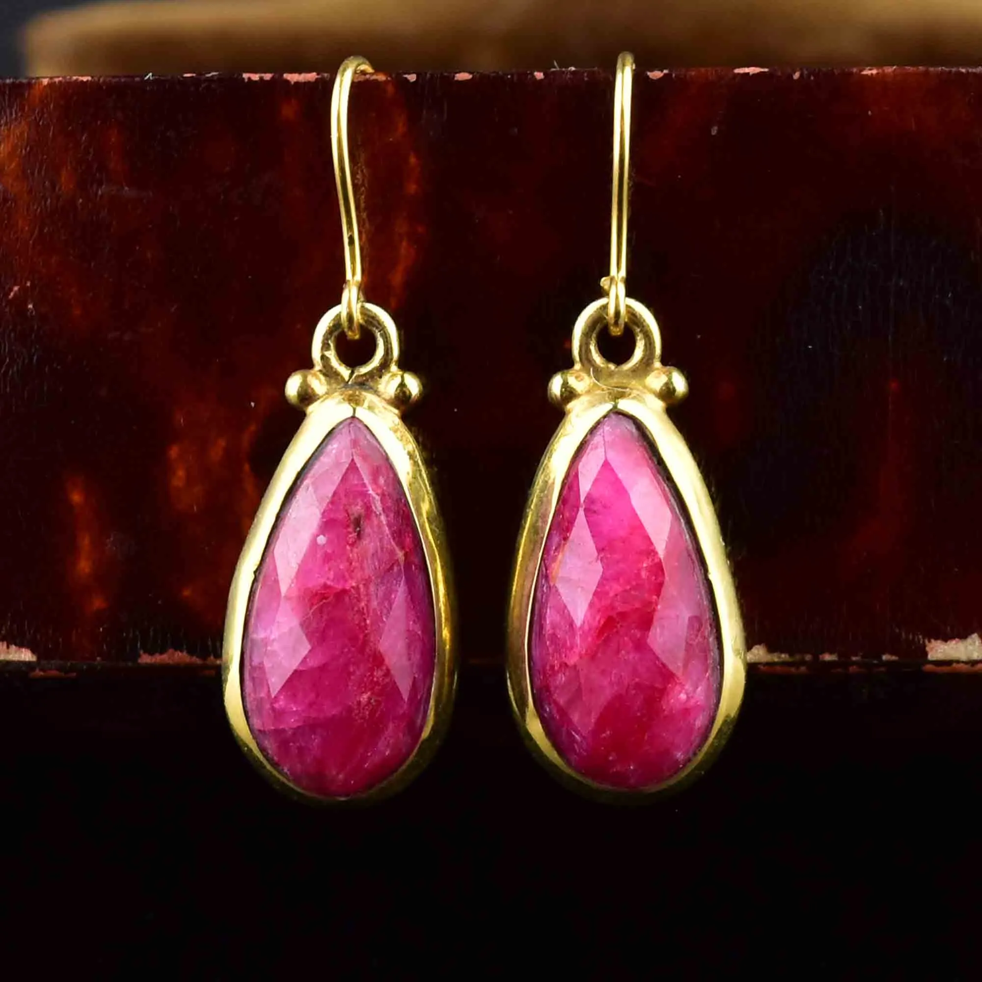 Vintage Gold Faceted Ruby Drop Earrings
