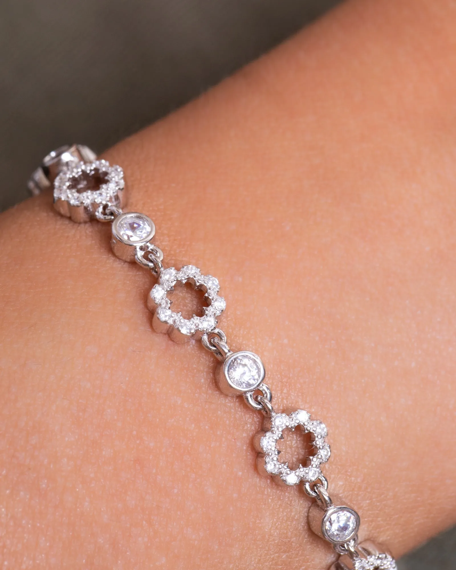 Zircon (013) B