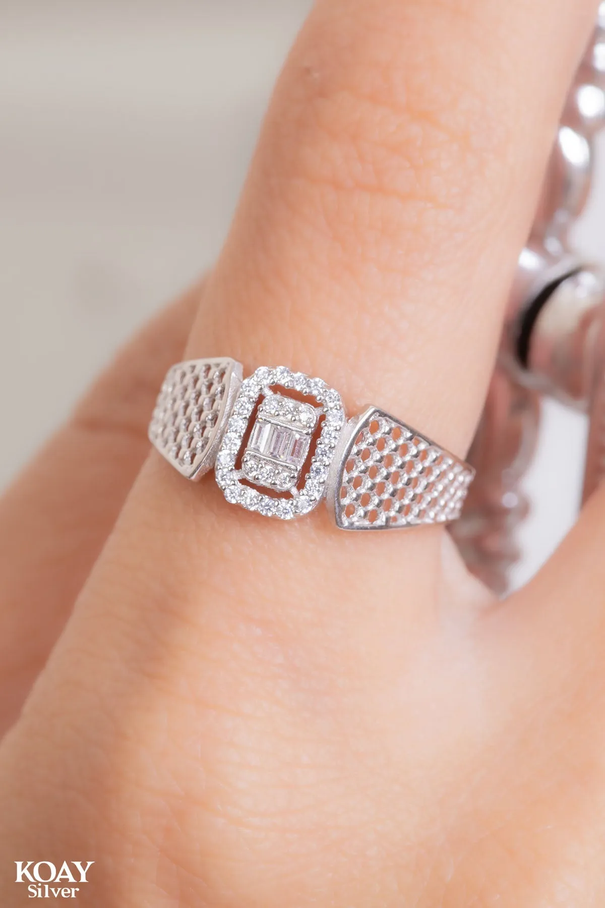 Zircon Ring (079-Square)
