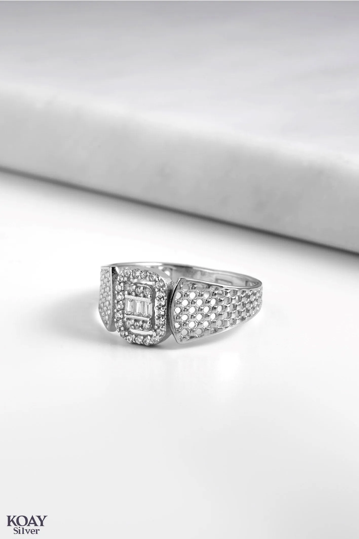 Zircon Ring (079-Square)